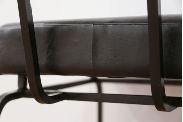 アンティーク家具　アンティーク 重量感のある鉄脚の椅子　2脚セット(1)　(イス)