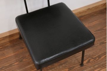 アンティーク家具　アンティーク 重量感のある鉄脚の椅子　2脚セット(2)　(イス)