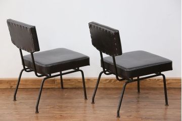 アンティーク家具　アンティーク 重量感のある鉄脚の椅子　2脚セット(2)　(イス)