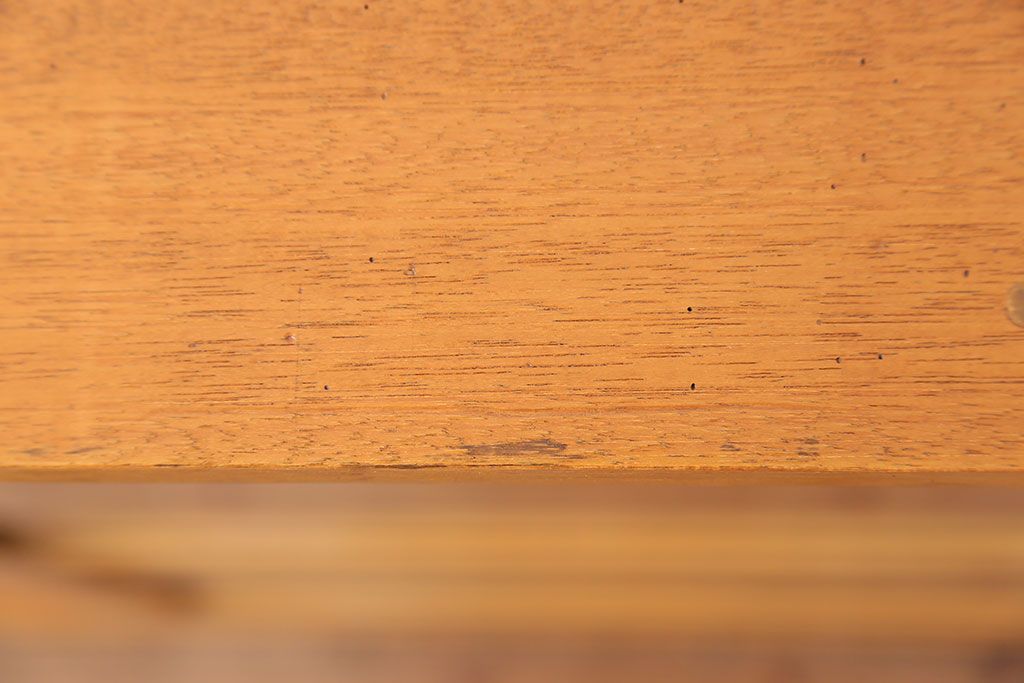 アンティーク家具　アンティーク 引き出し付き薄型脚付き収納棚(2)(キャビネット)