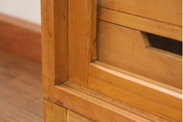 アンティーク家具　アンティーク 引き出し付き薄型脚付き収納棚(2)(キャビネット)