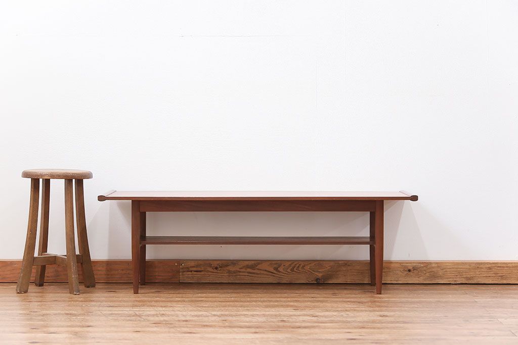 ヴィンテージ家具　北欧ビンテージ　チーク材センターテーブル(1)(コーヒーテーブル)