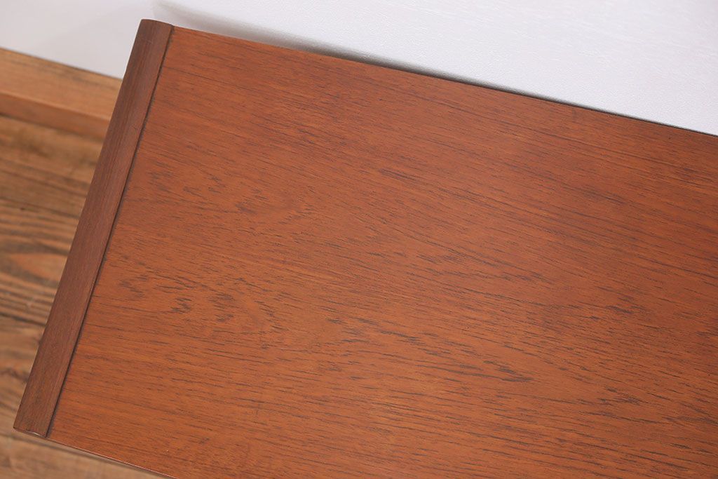 ヴィンテージ家具　北欧ビンテージ　チーク材センターテーブル(1)(コーヒーテーブル)