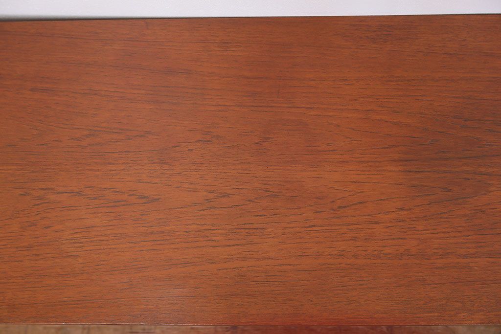 ヴィンテージ家具　北欧ビンテージ　チーク材センターテーブル(1)(コーヒーテーブル)