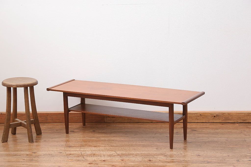 ヴィンテージ家具　北欧ビンテージ　チーク材センターテーブル(1)(コーヒーテーブル)