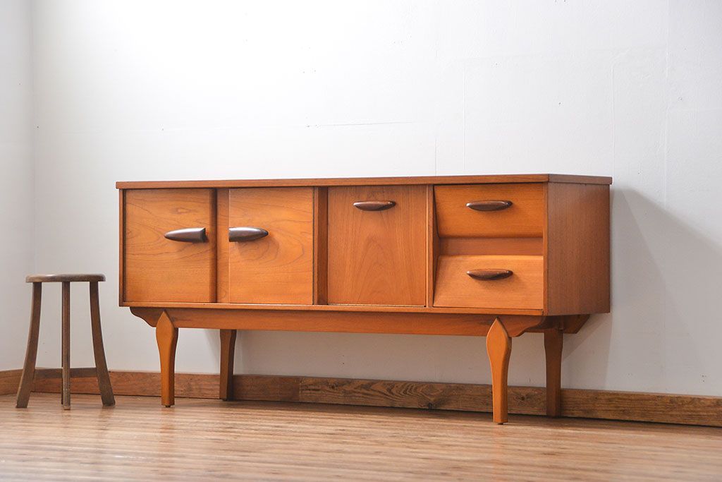 北欧家具 ビンテージ サイドボード(リビングボード)