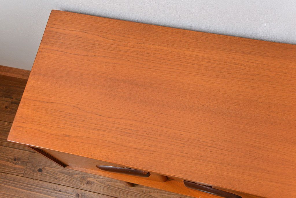 北欧家具 ビンテージ サイドボード(リビングボード)