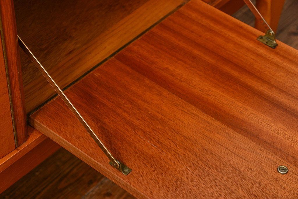 北欧家具 ビンテージ サイドボード(リビングボード)