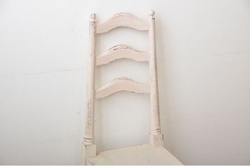 アンティーク家具　アンティークペイントの使い込まれた椅子(イス、チェア)