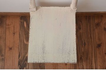 アンティーク家具　アンティークペイントの使い込まれた椅子(イス、チェア)