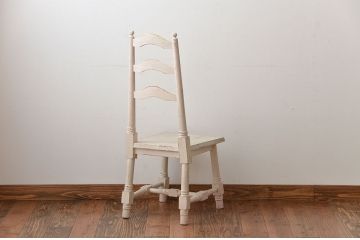 アンティーク家具　アンティークペイントの使い込まれた椅子(イス、チェア)