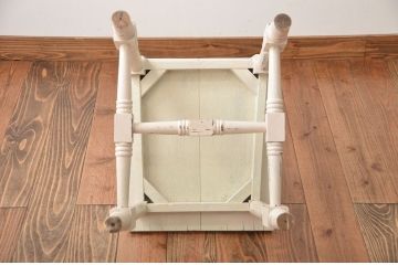 アンティーク家具　アンティークペイントの使い込まれた椅子(イス、チェア)