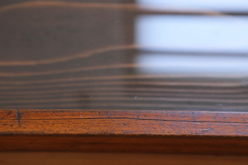 アンティーク家具　アンティーク 古い木の小さなコレクションボックス(ガラスケース)