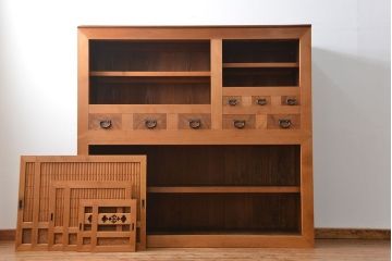 アンティーク家具　古民具・骨董 希少な生地色の上質な六尺水屋箪笥(食器棚、収納棚、時代箪笥)