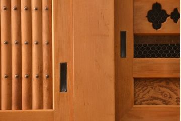 アンティーク家具　古民具・骨董 希少な生地色の上質な六尺水屋箪笥(食器棚、収納棚、時代箪笥)