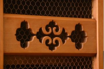 アンティーク家具　古民具・骨董 希少な生地色の上質な六尺水屋箪笥(食器棚、収納棚、時代箪笥)