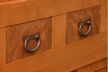 アンティーク家具　古民具・骨董 希少な生地色の上質な六尺水屋箪笥(食器棚、収納棚、時代箪笥)