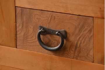 アンティーク家具　古民具・骨董 希少な生地色の上質な六尺水屋箪笥(食器棚、収納棚、時代箪笥)