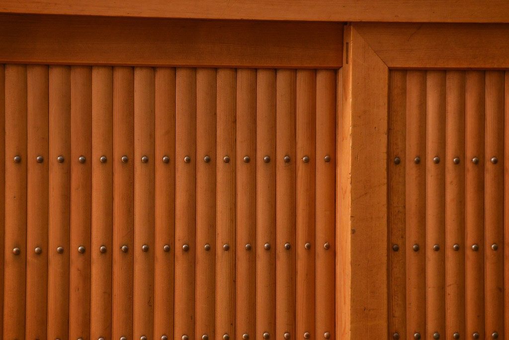 アンティーク家具　古民具・骨董 希少な生地色の上質な六尺水屋箪笥(食器棚、収納棚、時代箪笥)