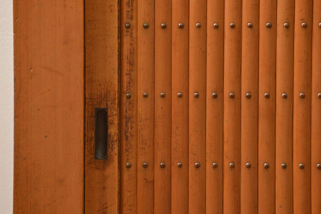 アンティーク家具　古民具・骨董 希少な生地色の上質な六尺水屋箪笥(食器棚、収納棚、時代箪笥)