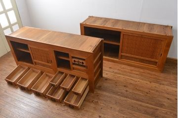 アンティーク家具　古民具・骨董 希少な生地色の上質な六尺水屋箪笥(食器棚、収納棚、時代箪笥)