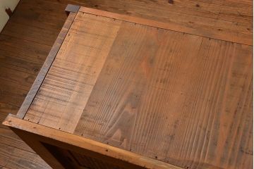 アンティーク家具　古民具・骨董 希少な生地色の上質な六尺水屋箪笥(食器棚、収納棚、時代箪笥)