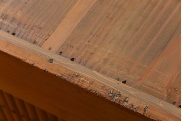 アンティーク家具　古民具・骨董 希少な生地色の上質な六尺水屋箪笥(食器棚、収納棚、時代箪笥)