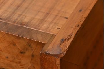 アンティーク家具　古民具・骨董 希少な生地色の上質な六尺水屋箪笥(食器棚、収納棚、時代箪笥)