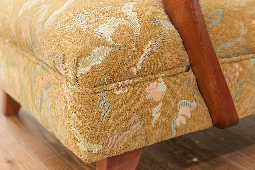 レトロ家具　昭和レトロ 1960〜70年代　かわいい一人掛けソファ(1)(シングルソファ、椅子、アームチェア、イス)