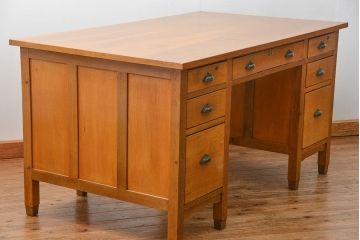 レトロ家具　昭和レトロ シンプルで使いやすいアンティーク両袖机(デスク)