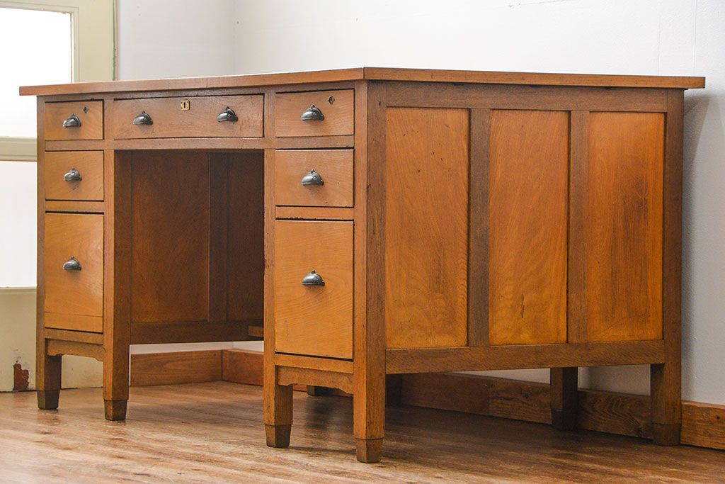 レトロ家具　昭和レトロ シンプルで使いやすいアンティーク両袖机(デスク)