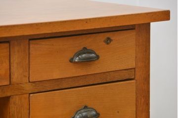 レトロ家具　昭和レトロ シンプルで使いやすいアンティーク両袖机(デスク)