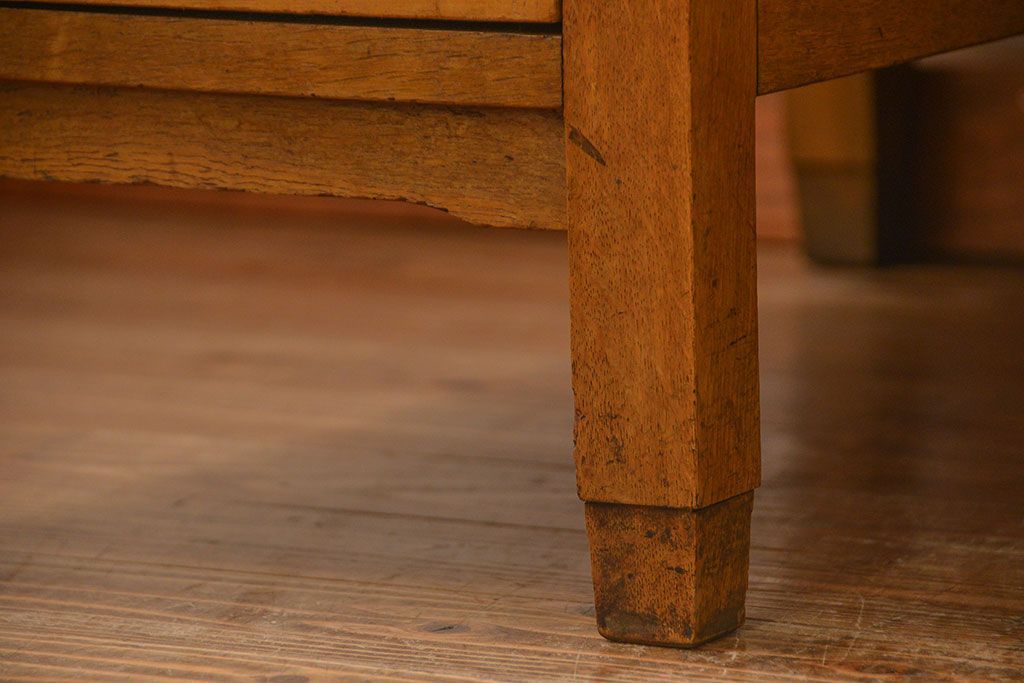 レトロ家具　昭和レトロ シンプルで使いやすいアンティーク両袖机(デスク)