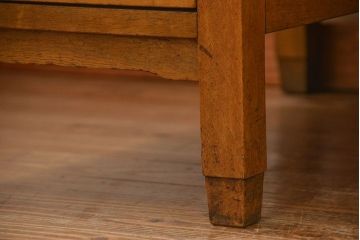 レトロ家具　昭和レトロ シンプルで使いやすいアンティーク両袖机(デスク)