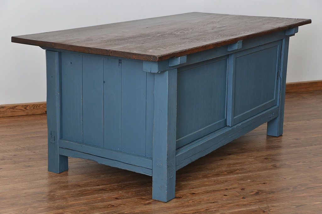 アンティーク家具　アンティークペイント　古い木の大きな作業台(テーブル、陳列台)