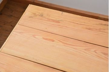 アンティーク家具　アンティークジャンクスタイル　使い込まれた無骨で重厚な作業台(テーブル)