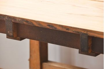アンティーク家具　アンティークジャンクスタイル　使い込まれた無骨で重厚な作業台(テーブル)