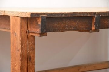 アンティーク家具　アンティークジャンクスタイル　使い込まれた無骨で重厚な作業台(テーブル)
