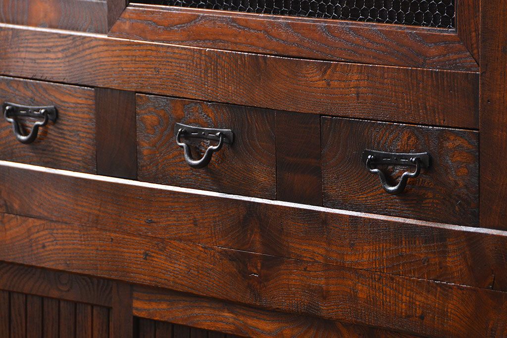 アンティーク家具　古民具・骨董 特別注文造り　希少な前面欅材!五尺水屋箪笥(食器棚、カップボード)