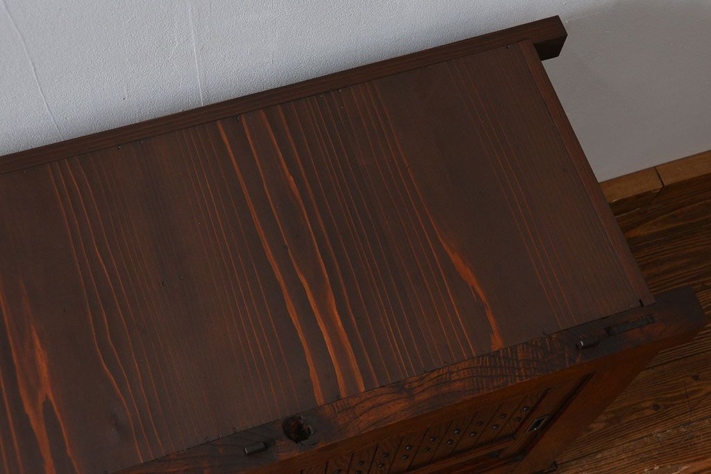 アンティーク家具　古民具・骨董 特別注文造り　希少な前面欅材!五尺水屋箪笥(食器棚、カップボード)