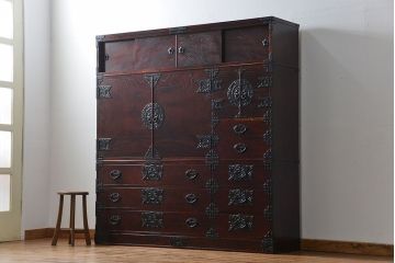 中古　伝統工芸品 岩谷堂箪笥　特大整理箪笥　定価約130万円(衣装箪笥、チェスト)