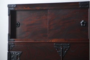 中古　伝統工芸品 岩谷堂箪笥　特大整理箪笥　定価約130万円(衣装箪笥、チェスト)