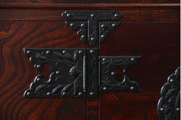 中古　伝統工芸品 岩谷堂箪笥　特大整理箪笥　定価約130万円(衣装箪笥、チェスト)