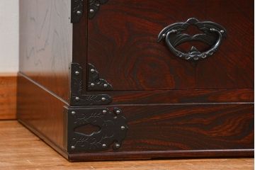 中古　伝統工芸品 岩谷堂箪笥　特大整理箪笥　定価約130万円(衣装箪笥、チェスト)