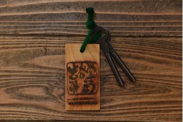 中古　伝統工芸品 岩谷堂箪笥　特大整理箪笥　定価約130万円(衣装箪笥、チェスト)