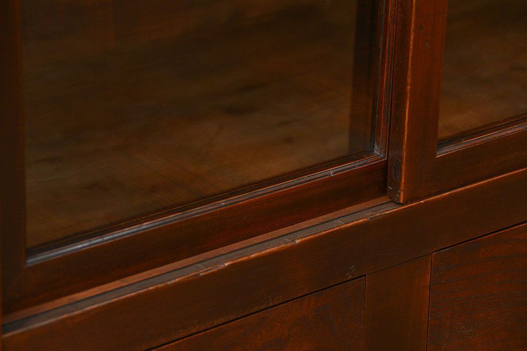 アンティーク家具　古民具・骨董 味わい深い六尺関西収納棚(戸棚、ガラスケース、水屋箪笥)