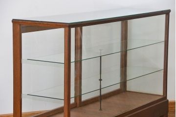 アンティーク家具　アンティーク 古いナラ材の大きなガラスケース(ショーケース、陳列棚)