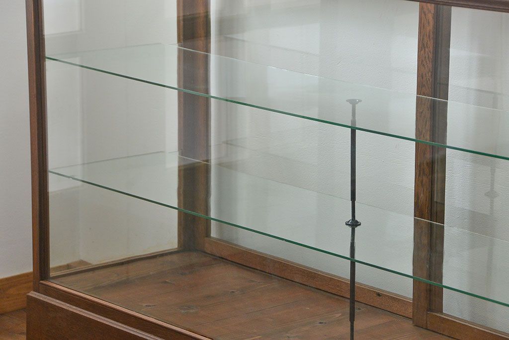 アンティーク家具　アンティーク 古いナラ材の大きなガラスケース(ショーケース、陳列棚)