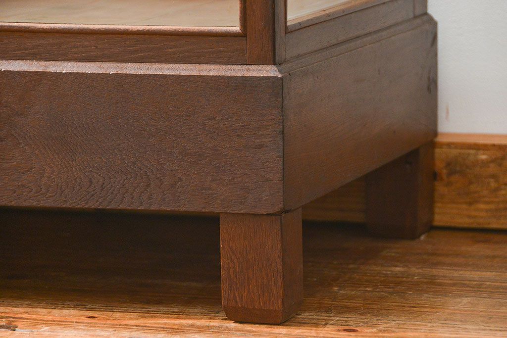 アンティーク家具　アンティーク 古いナラ材の大きなガラスケース(ショーケース、陳列棚)