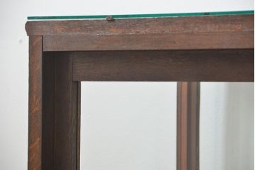 アンティーク家具　アンティーク 古いナラ材の大きなガラスケース(ショーケース、陳列棚)